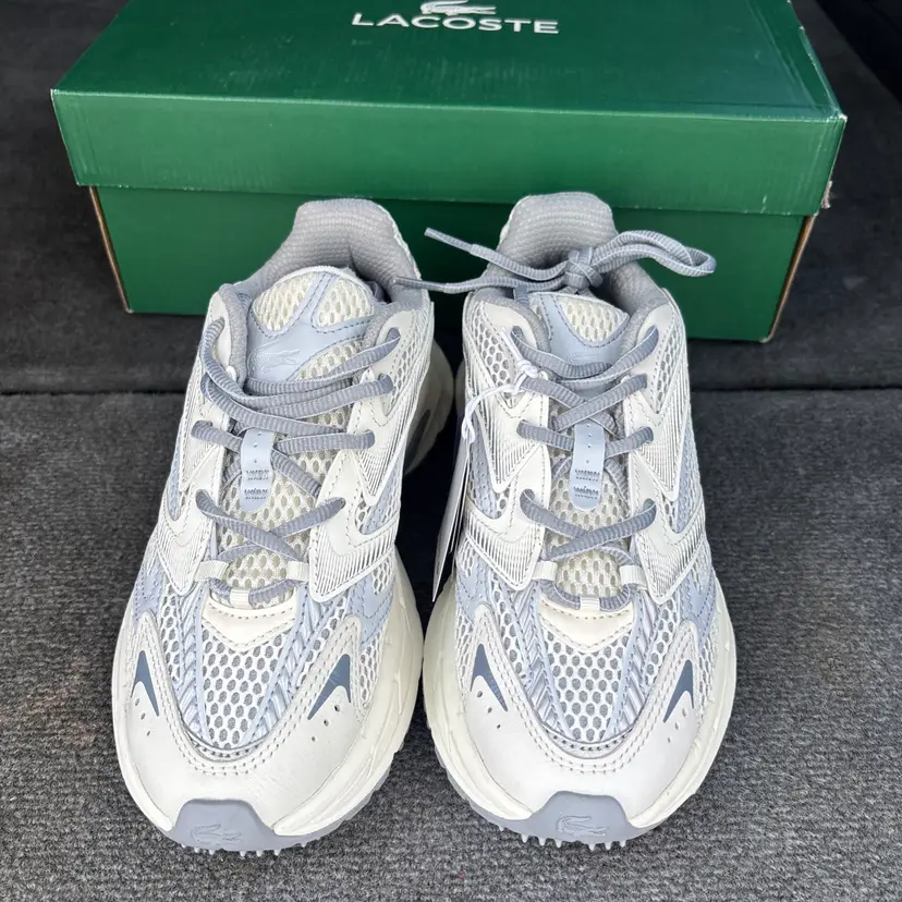 Lacoste Neo Shot Athletic Tennis Shoes