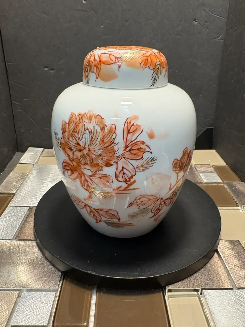 Vintage Hand Painted Ginger Jar W/Lid Hand Painted Flowers