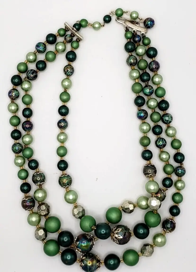 Vintage Graduated Green Faux Pearl 3 Strand Necklace Choker Made in Japan