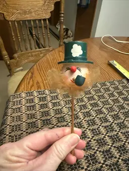 Vtg St. Patrick’s Day Hand Painted Wood Leprechaun Pick