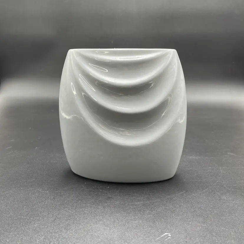 Art Deco Style Gray Drape Ceramic Vase Planter #5055