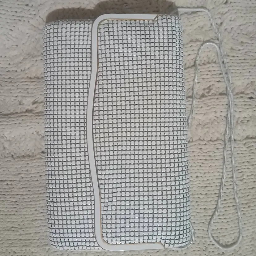 vintage white mesh metal purse by ELKA snap close cross body strap