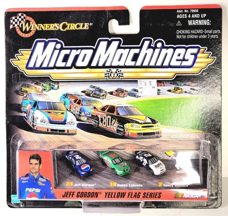 Micro Machines 1999 Jeff Gordon Winners Circle Yellow Flag Series Wallace Lobant