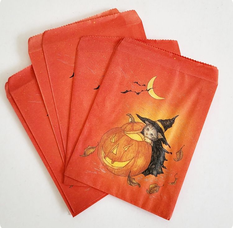 Vintage NOS Set of 10 Halloween Kitty Cucumber Treat Bags
