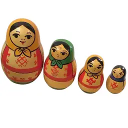 Set of 4 Matryoska Russian nesting dolls