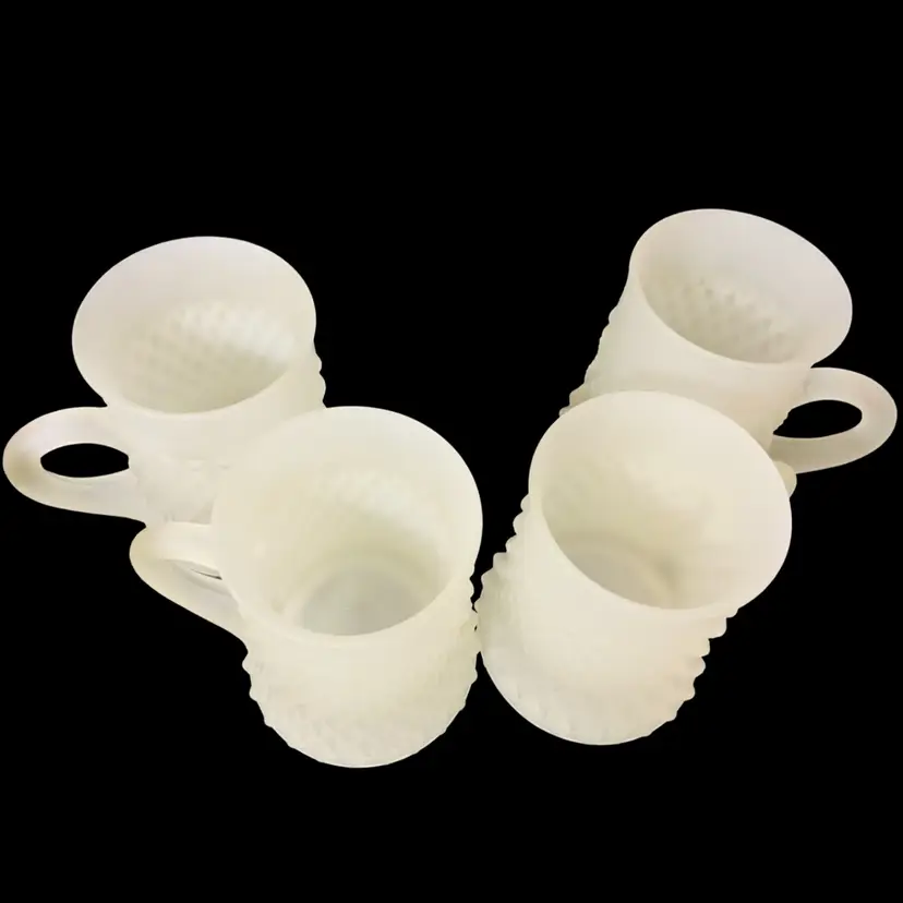 Vintage Indiana Glass Diamond Point Frosted Glass Lot Of 4 Mugs 8 Ounce