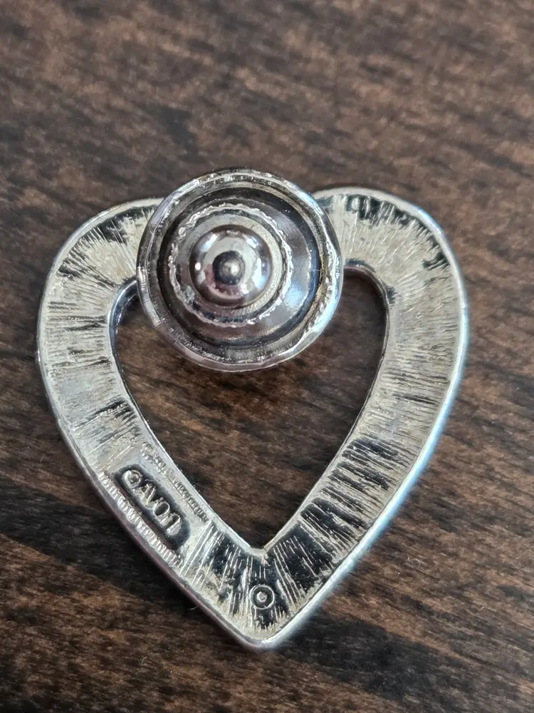 Avon Heart Pin