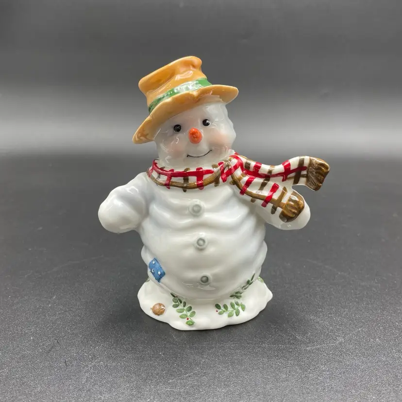Priscilla Hillman #276049 Snow Folks Snowman with Scarf Figurine VTG Christmas Winter