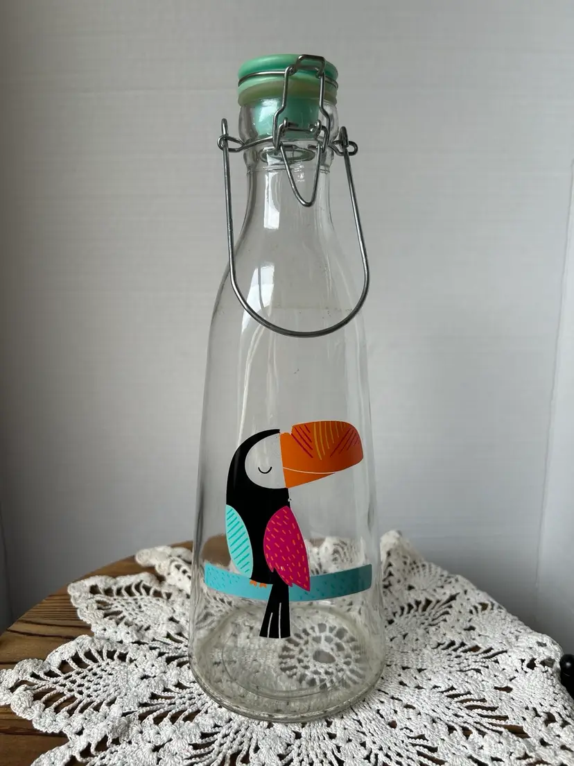 🎨COLORASTIC🎨 Glass Water Bottle W/Metal Hinged Lid Vinyl Toucan Graphic