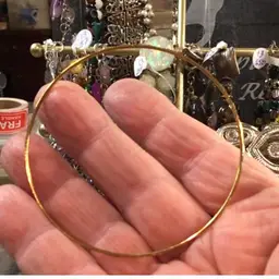 Single bangle