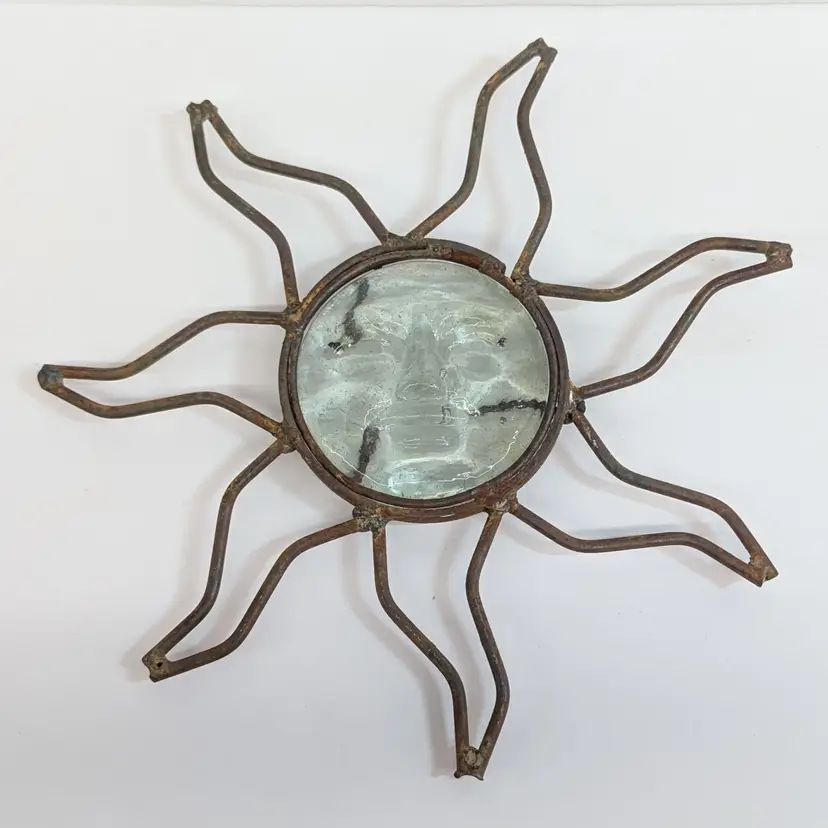 Vintage Rustic Metal Glass Sun Face Decor Wall Hanging Garden Art Celestial