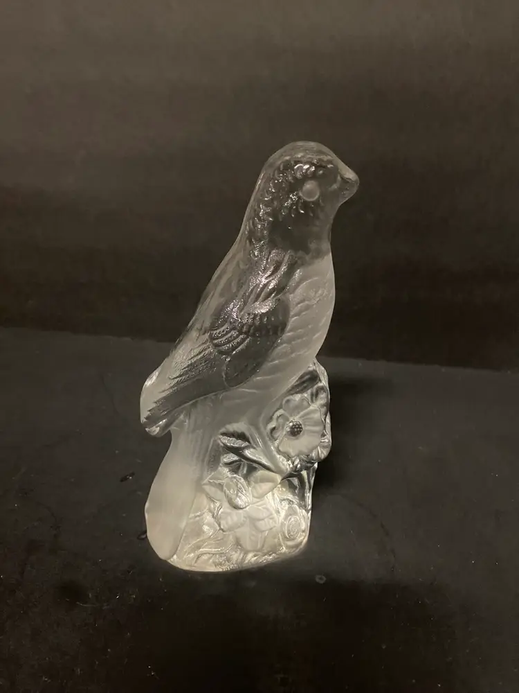 Vintage Viking Art Glass Clear Robin Bird Paperweight 1940’s