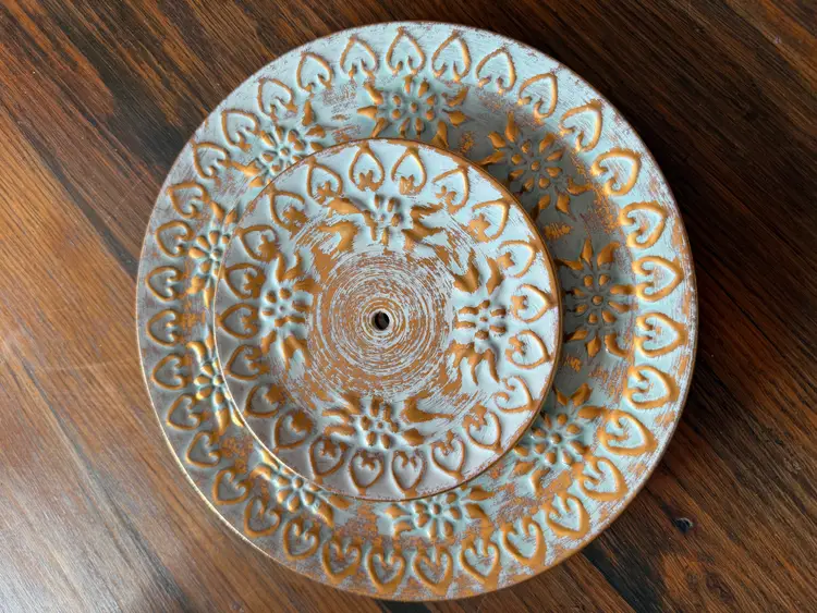 Vintage Stangl Pottery “Antique Gold” Two-Tier Serving Stand – Embossed Gold Tidbit Tray – 1950s Stangl USA – 10” & 6” Plates