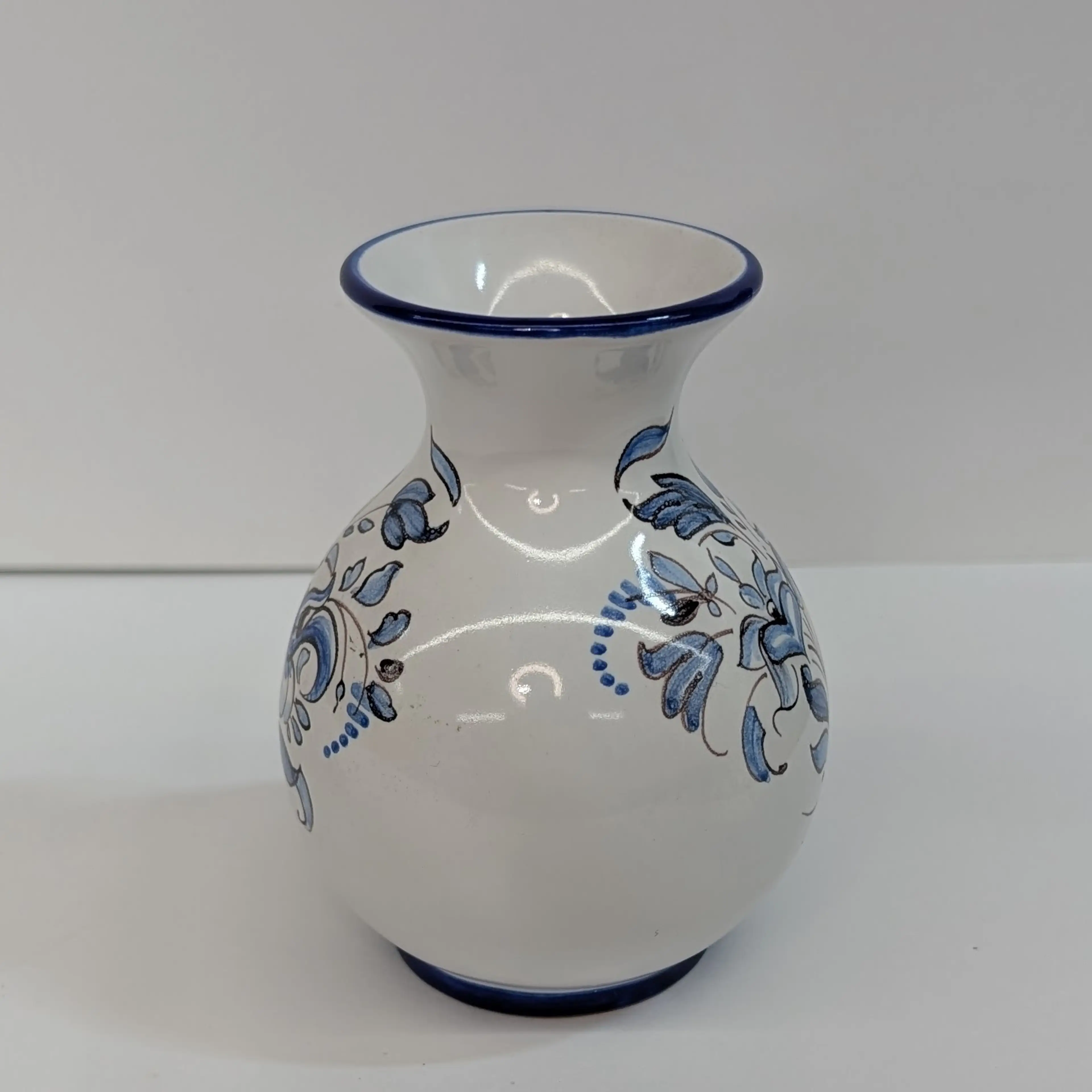 Image 2 of 8