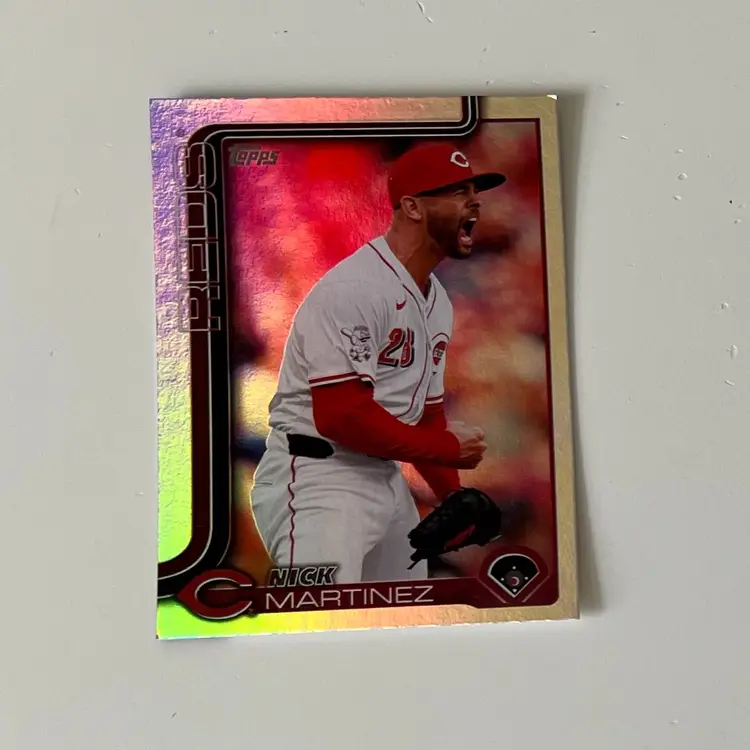 Nick Martinez Rainbow Foil Cincinnati Reds