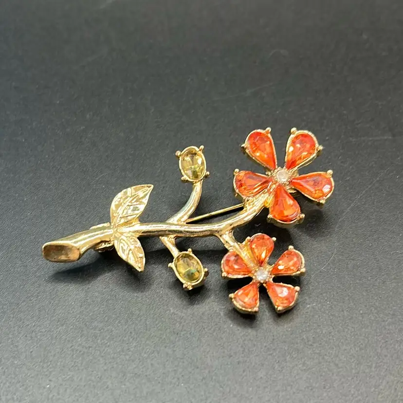 Coral Floral Brooch, Gold Tone 2 1/4” Wide