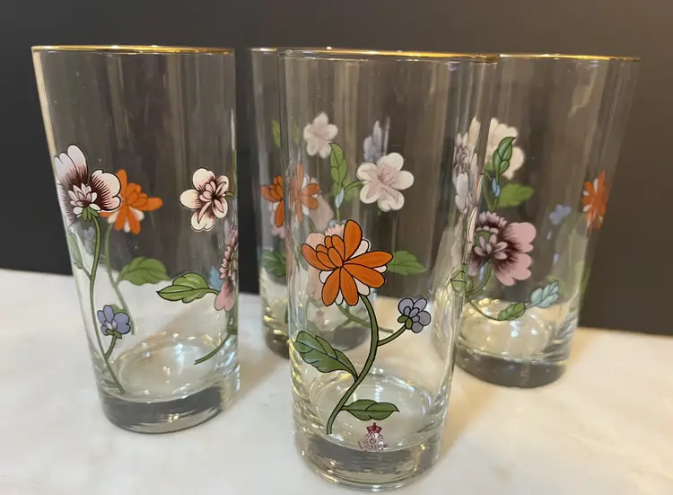 Share Vintage Astley Royal Worchester 2004 14oz. Glassware Tumblers Made in England