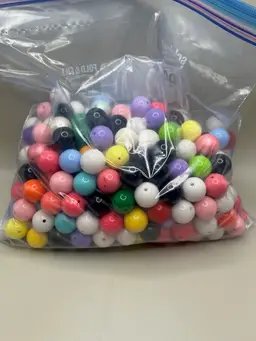 Large Assortment Of 20mm Beads ~ Solid