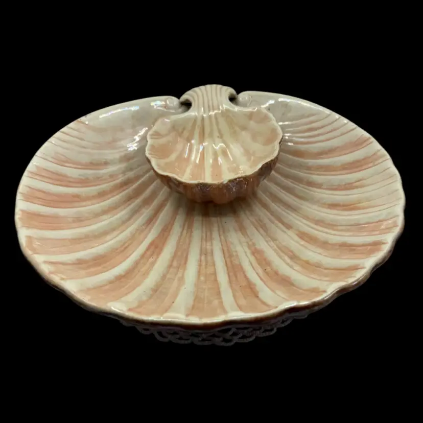 Vintage peach and coral ceramic clam shell chip and dip set.