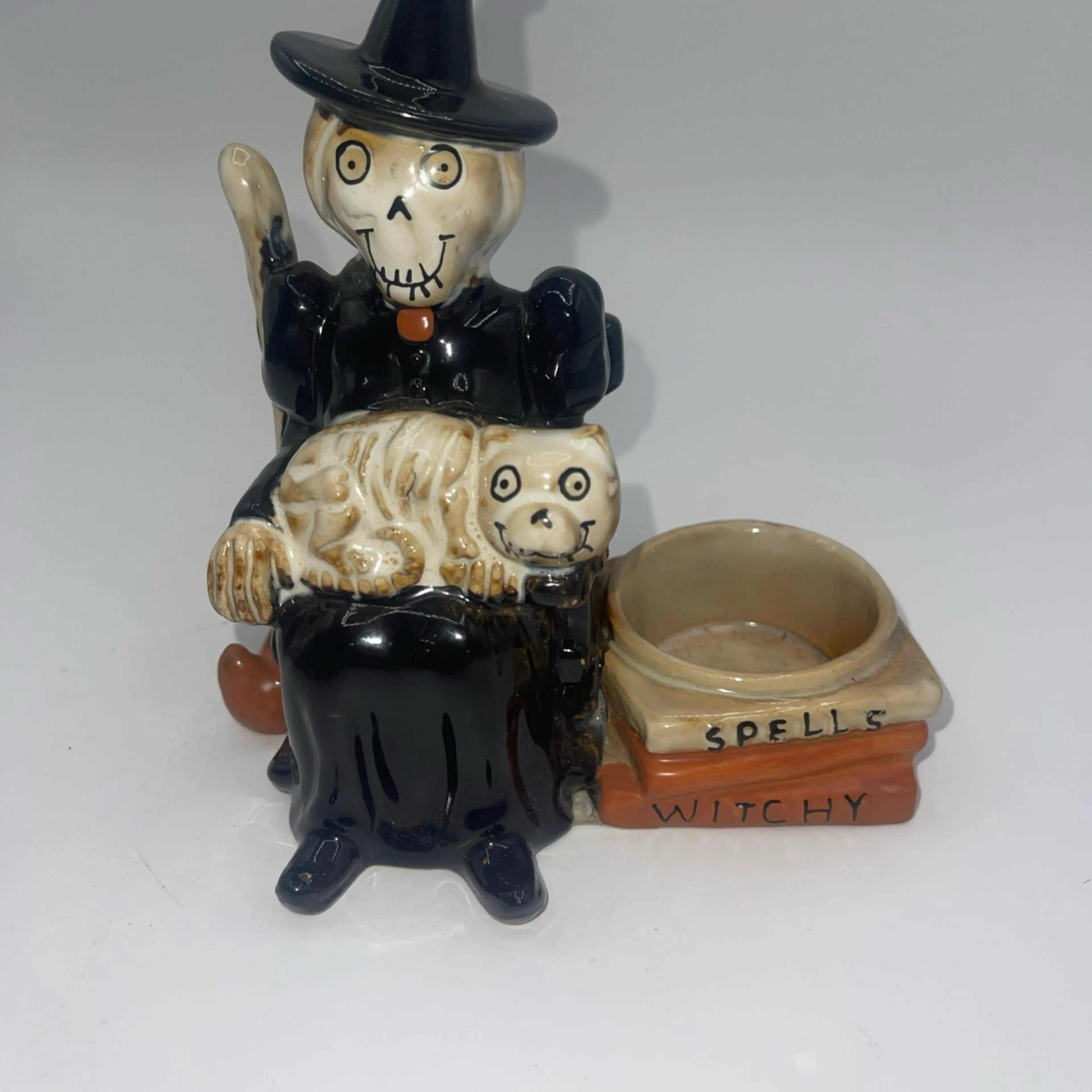 Image 3 of 8