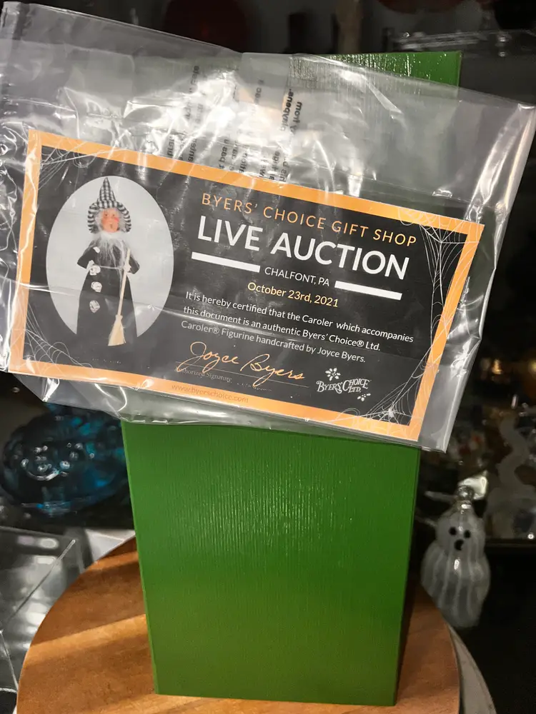 RARE OOAK Byer's Choice Gingam Witch Won during Live Byer's Auction 2021