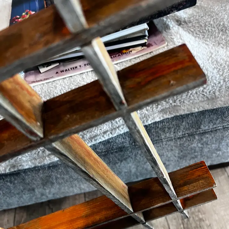 006 Vintage Wood Shelf Holds Minis