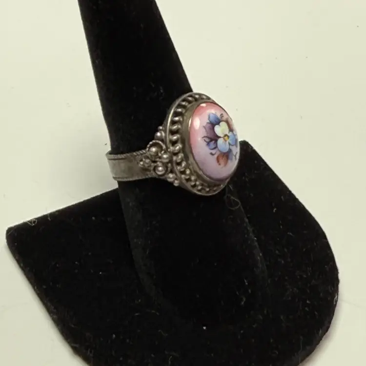 Vintage Russian Finift Rostov Ring Size 8.5 Hand Painted Fired Enamel Pansy