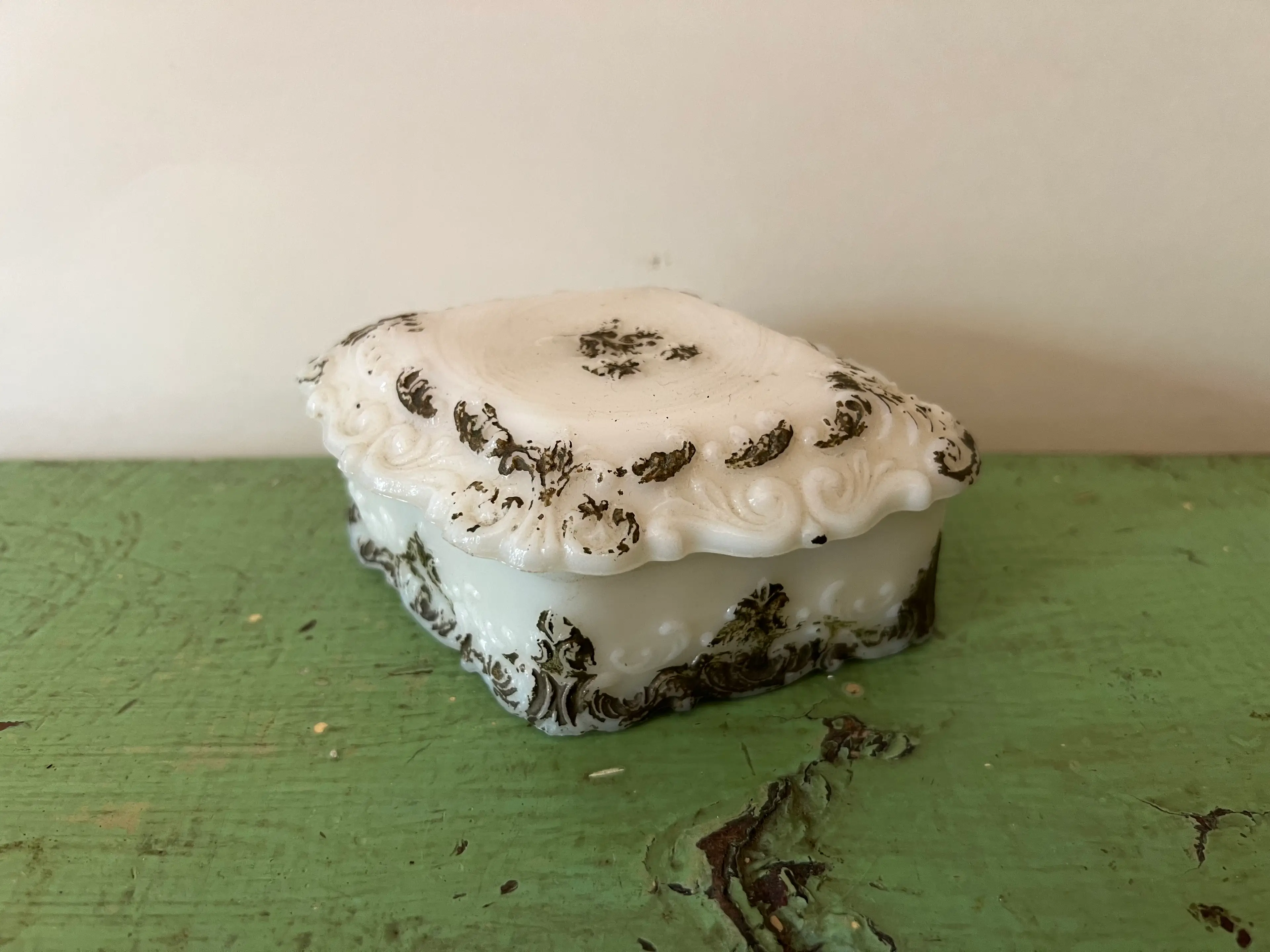 Image 1 of 8