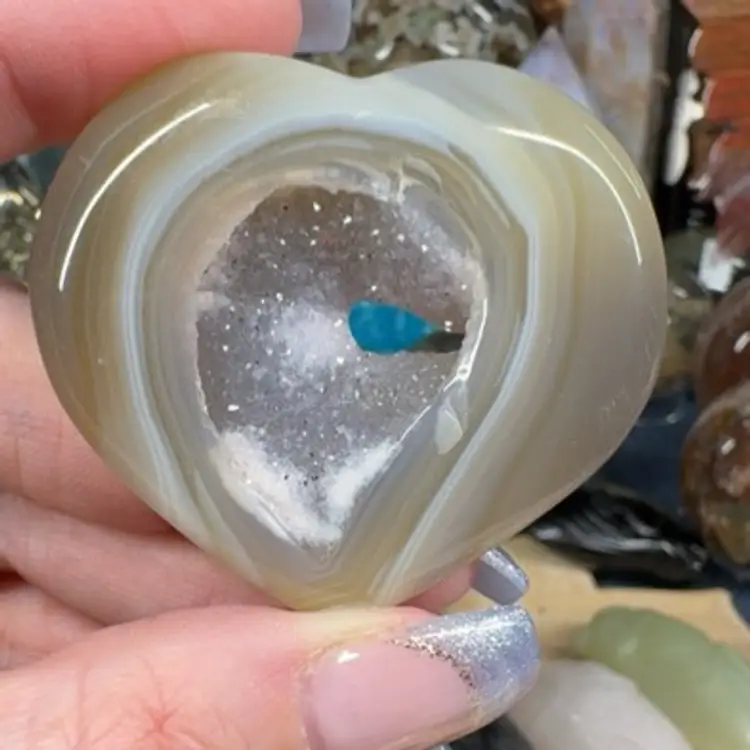 Druzy Agate Heart 10J