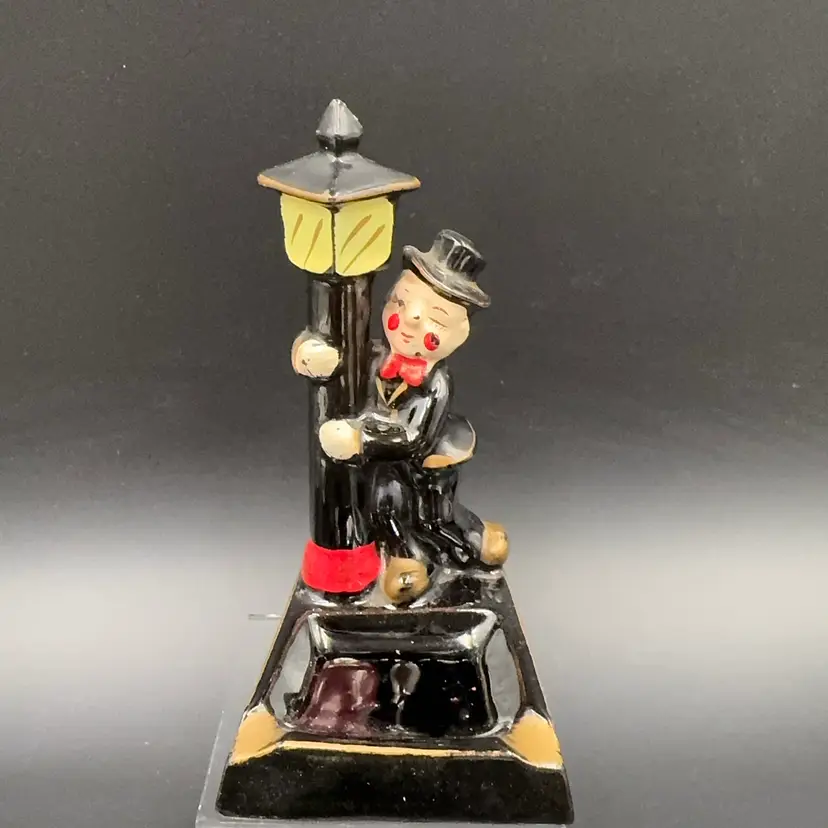 Vintage, Unique, Ceramic Trunk, Boozer Hobo Chaplin Guy Lamp Post Ashtray Made In Japan