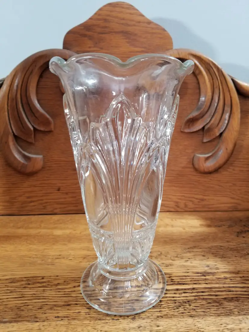 Vintage Art Deco Pressed Glass Vase 9” Fan Pattern Scalloped Rim