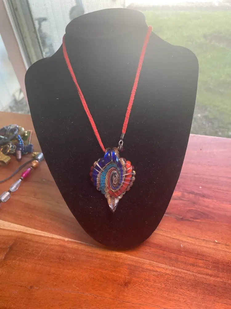 Vintage Liz Palacios Glass Necklace