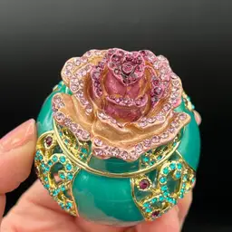 037. Keren Kopal Rose Trinket Box 2.5” READ