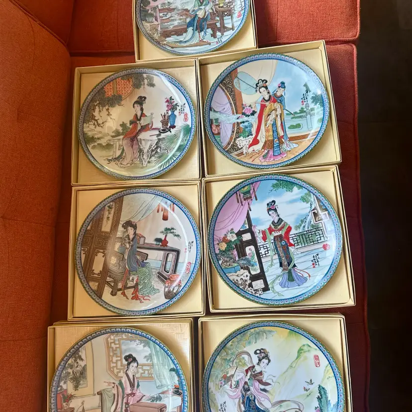 C. Imperial Jingdezhen Porcelain Chinese Plate Designed By Zhao Huimin
