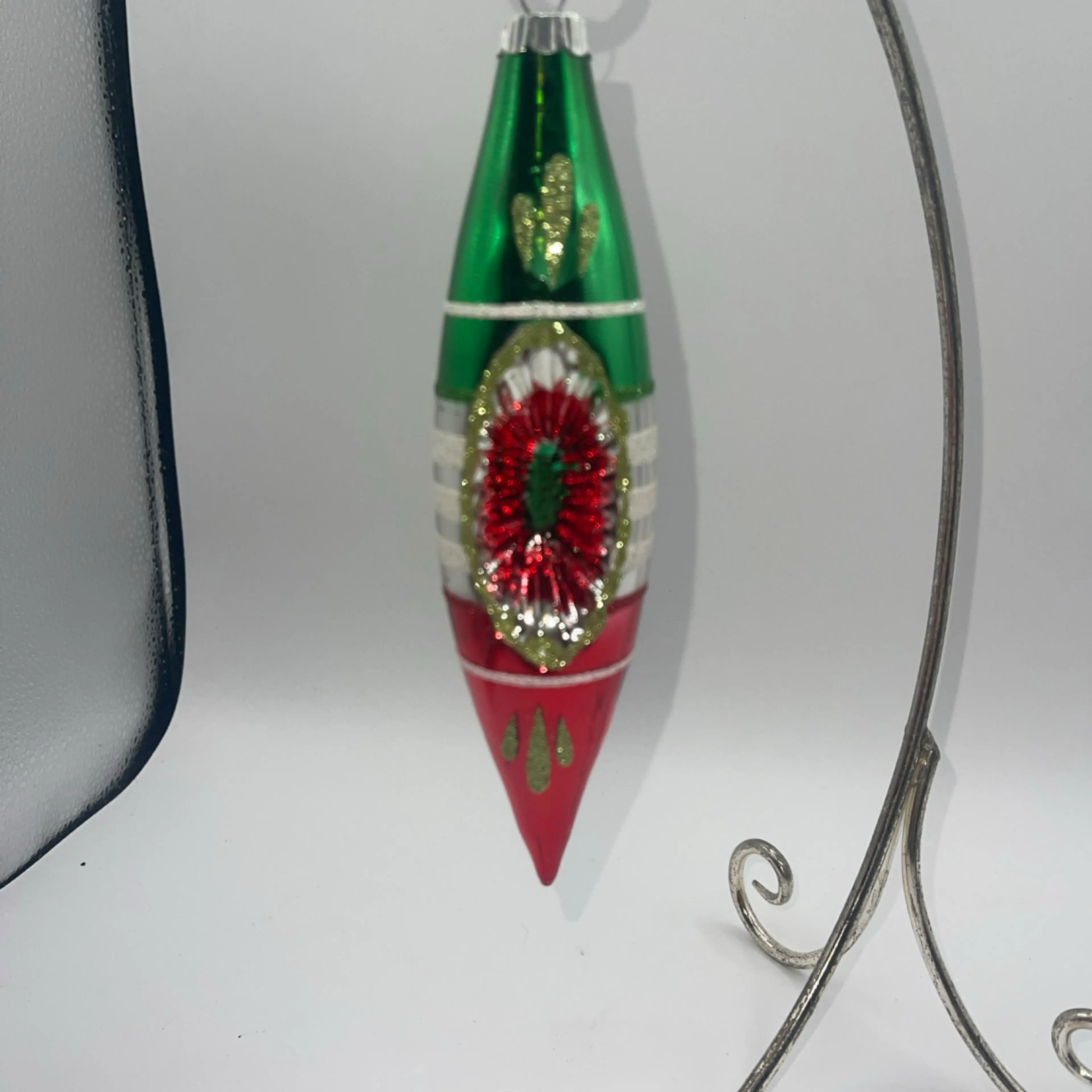 Image 2 of 8
