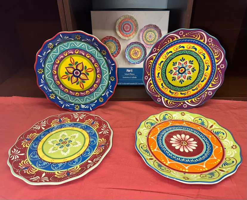 Pier 1 "Fiesta Floral" Lot of 4 Ironstone Appetizer/ bread/butter plates 8 3/4”