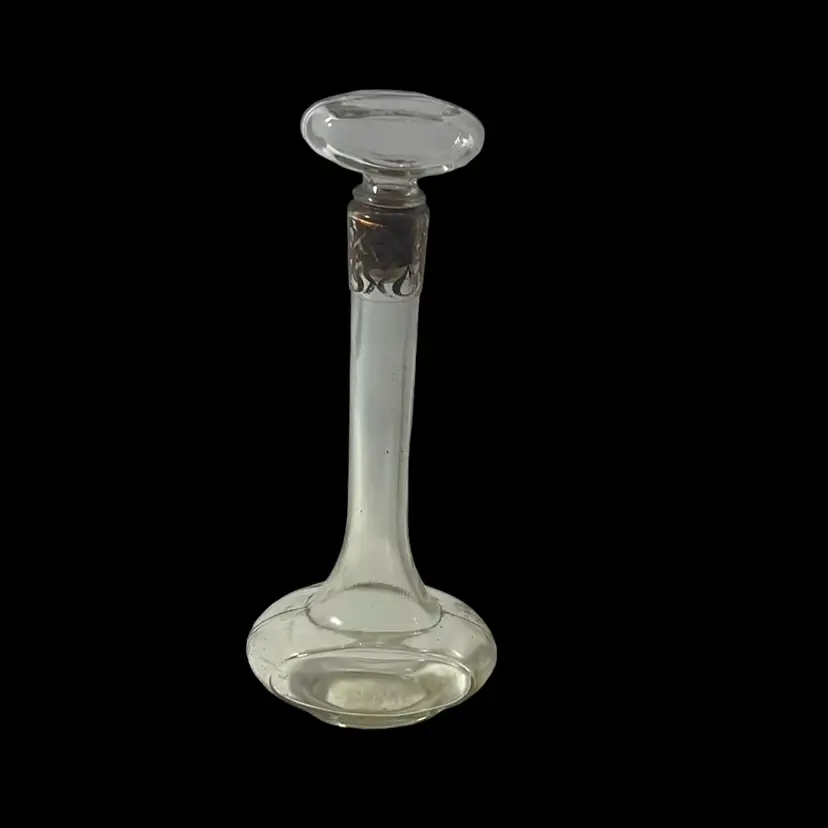 Avon Perfume Genie Bottle, Vanity Or Dresser Decor. 