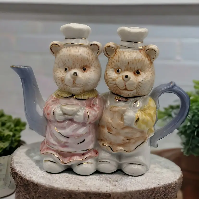 Papa Dad and Mama Mom Chef Teddy Bear Ceramic Decorative Teapot Kitsch Whimsical