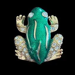 Roman Frog Brooch