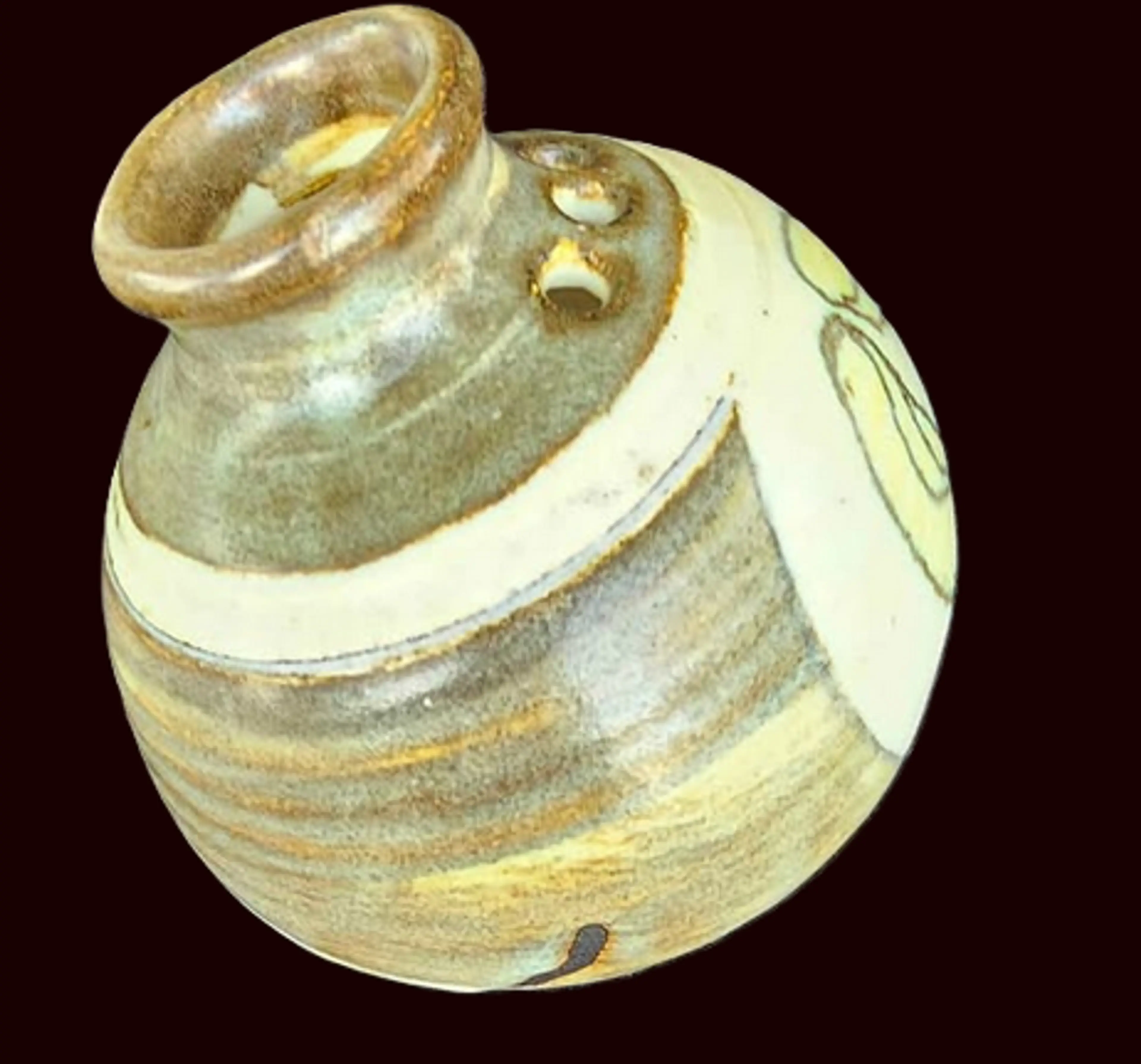 Image 2 of 7
