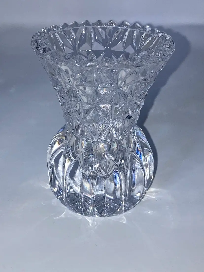 Vintage Crystal Toothpick Holder Or Mini Bud Vase! Sawtooth Rim Cut Glass Starburst Pattern! 3” Tall  2 1/4” Wide!