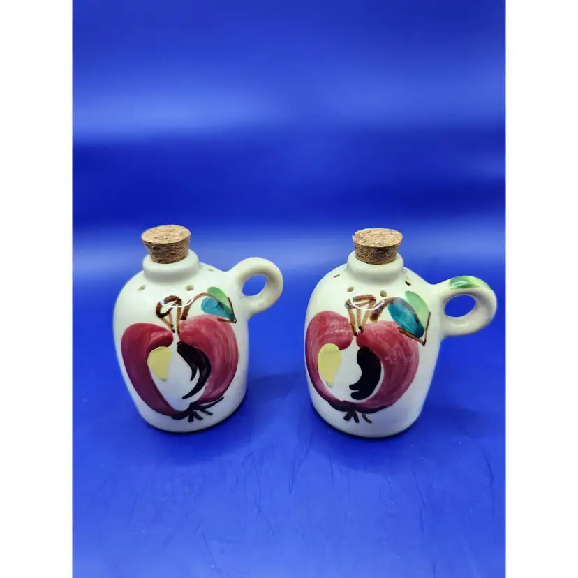 Purinton Pottery Apple and Leaf Jug Ceramic Salt and Pepper Shaker