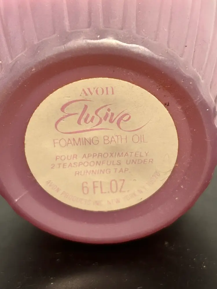Vtg Avon Elusive Foaming Bath 6 Oz