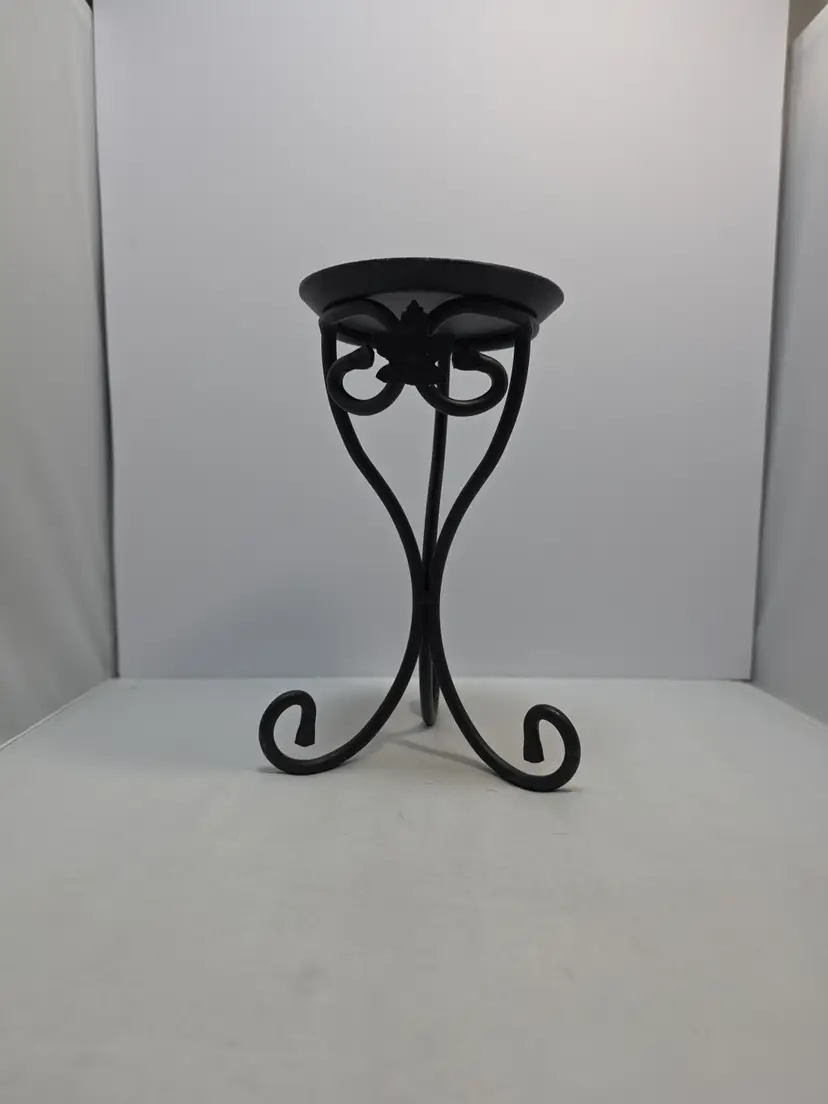 Longaberger Wrought Iron Maple Leaf Single Candle Holder Pedestal Black (B4)