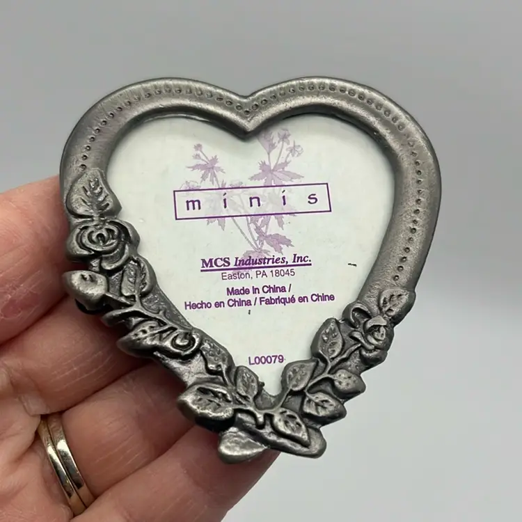 Ornate Roses Heart Shape Mini Picture Frame Pewter Metal Silver Tone | 2.5”
