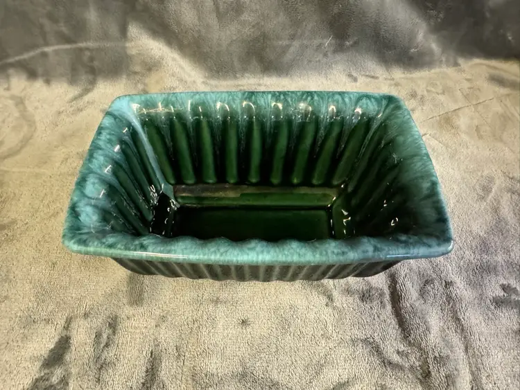 Vintage Hull USA F57 Dark Green Flower Pot Planter Rectangular Bowl Ruffled 7.5”