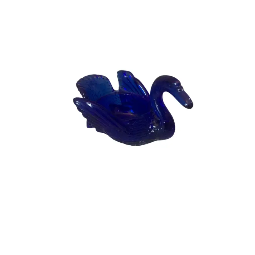 Art Glass Cobalt Blue Swan 2 X 2 1/4 X 2 1/4 Inches
