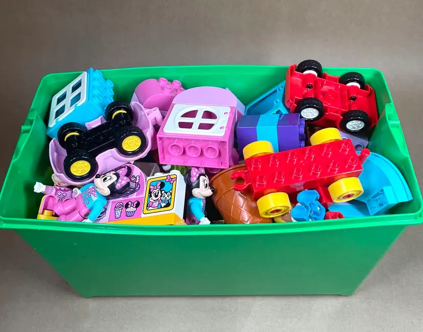 LEGO Duplo Lord Farquaad Mini Mouse Blocks Cars Figures Tea Pot Chairs Trophy