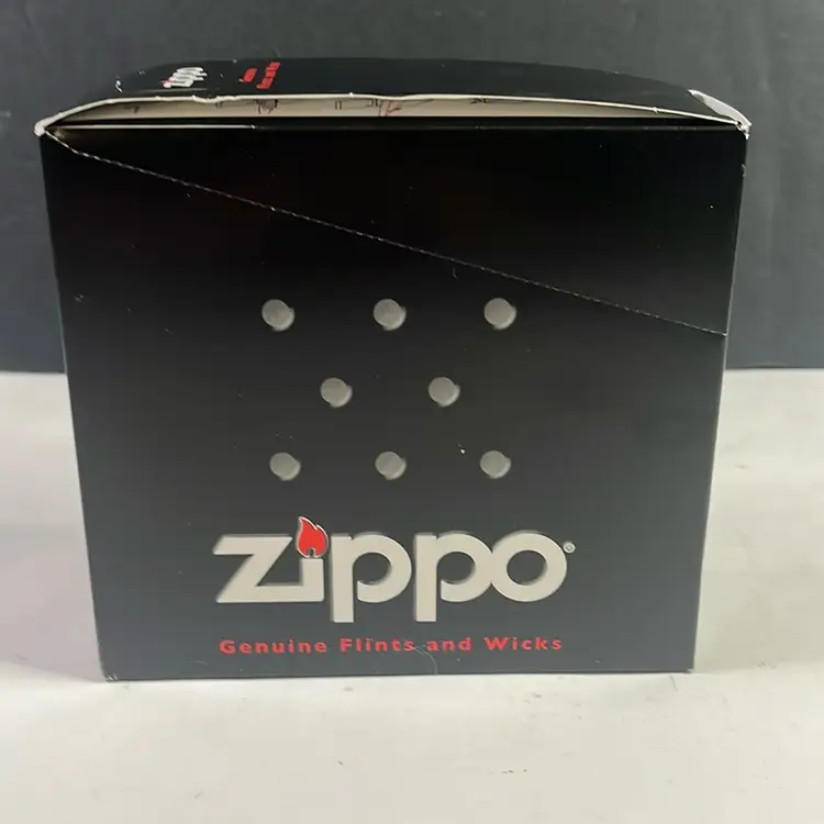 Genuine Zippo Flints 24 Pc Box (6 Flints Each)