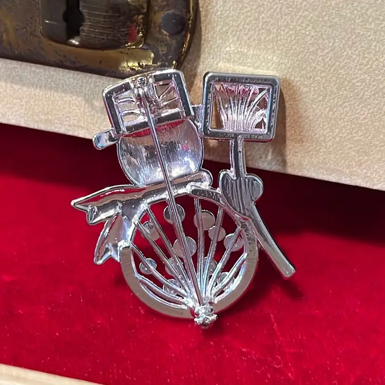 Snowman Brooch